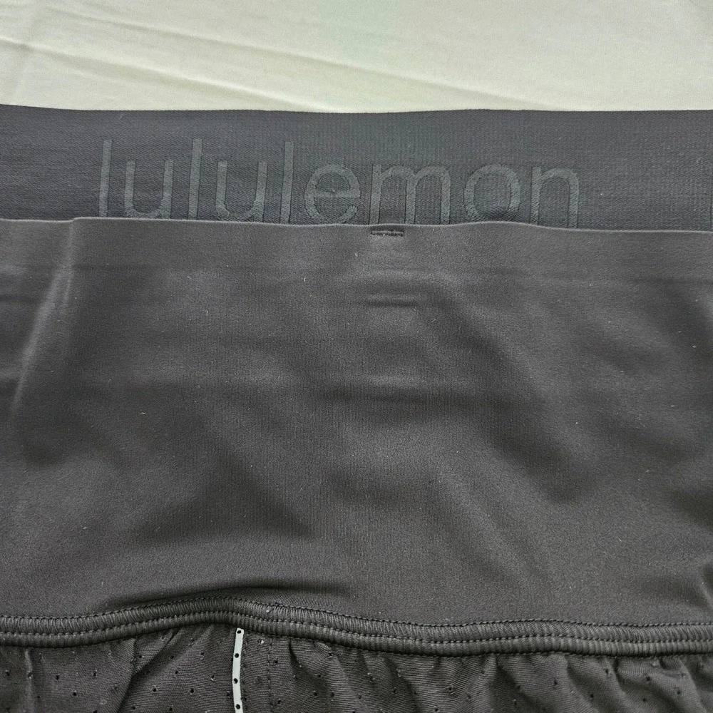 Lululemon Active Shorts Women 8 Black Layered Running Training Athletic Gym Yoga